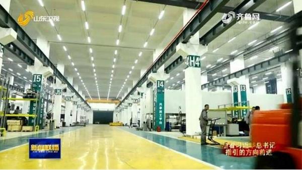 一家初创企业引来一条激光产业链！