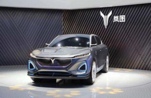岚图汽车中大型高端智能电动SUV预生产下线！