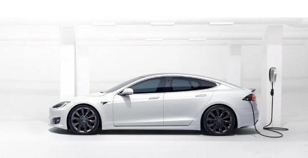 特斯拉在德国被罚1400万美元！