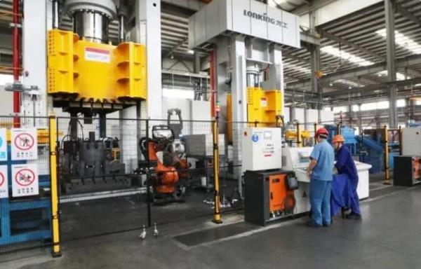 总投10亿元、年产12万吨精密锻件项目试产！