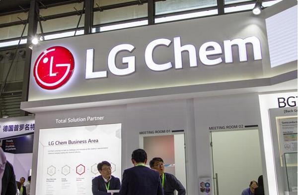 变局？两大巨头携手 股权价值超60亿！直指这类汽车