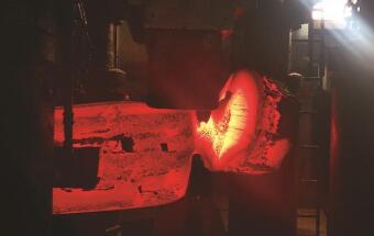 浅谈一种2Cr13大型环锻件的热加工工艺