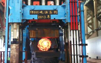 195MN 自由锻造油压机的关键技术