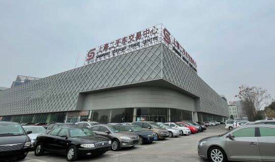 新车落地打五折？新能源二手车遇冷：保有量小 技术迭代快