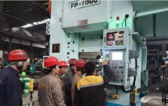 1000吨热模锻设备顺利投产！