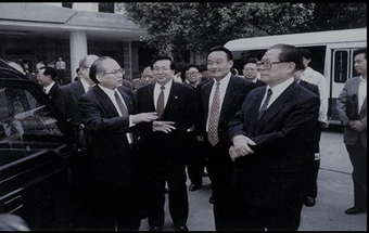 沉痛悼念 | 江泽民同志与汽车的故事