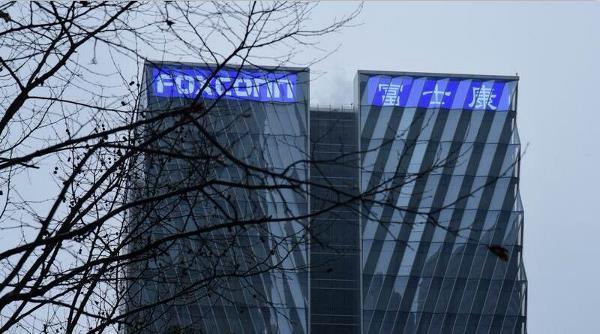 富士康“一车未造”，就先拿下了为菲斯克代工的协议