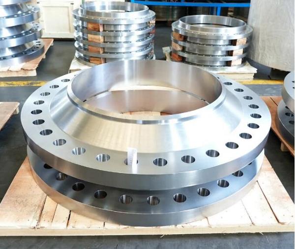 “十四五”首条特高压交流工程样塔法兰交付！