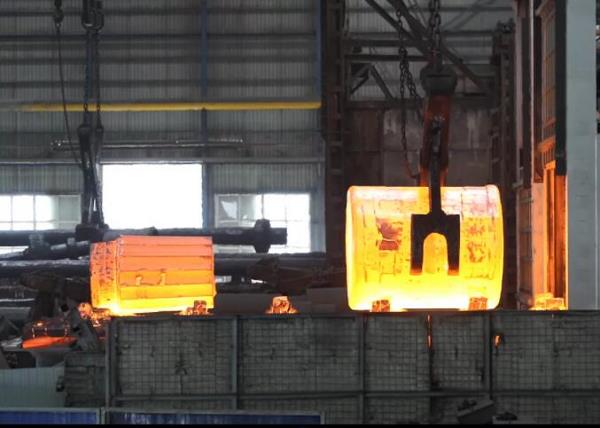 超大型筒体锻件！