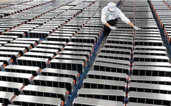 一边孚能科技一边欣旺达，吉利布局动力电池