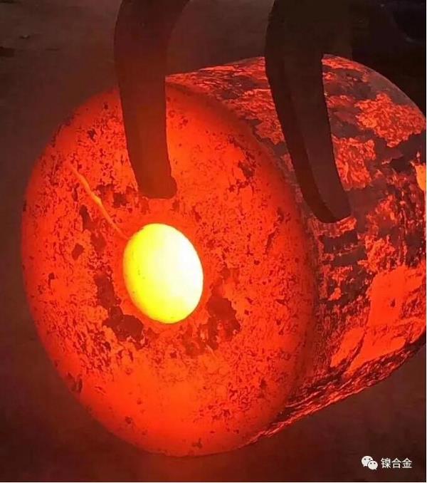 超大尺寸规格300M锻件成功试制！