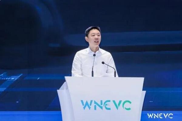 华为：今年在汽车零部件研发上投入超10亿美元